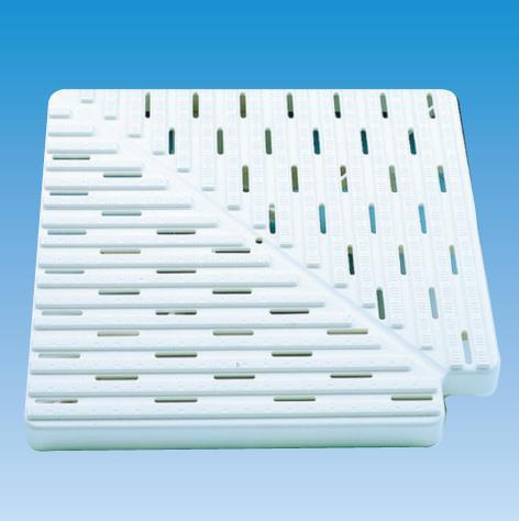 Fluidra Rinnenroste Eckstücke aus Polypropylen 90° 90°, 22mm 200 mm