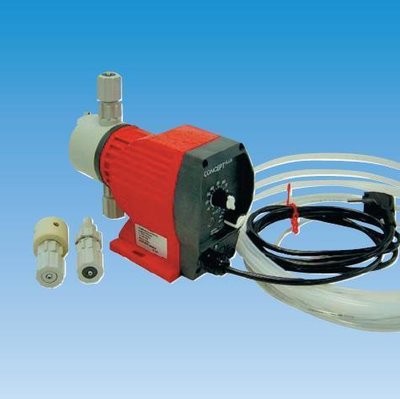 Swim-Tec Dosierstation Flockung mit Membranpumpe mit Anschlußmöglichkeit für Sauglanze