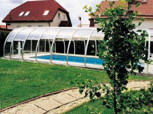 Vöroka Royal Schwimmbadüberdachung Breite 500 cm Höhe 220 cm