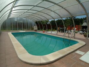 Vöroka Royal Schwimmbadüberdachung Breite 500 cm Höhe 220 cm