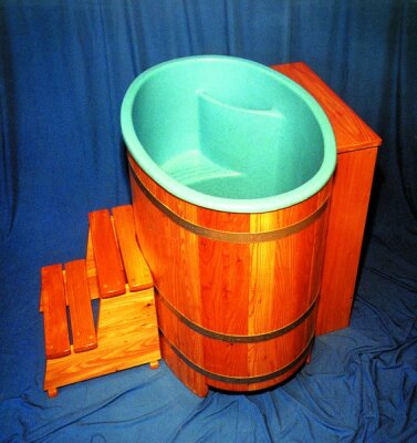 Sauna-Tauchbecken Kambala 112 x 79 x 101 (LxBxH) cm versiegelt mit Kunststoff-Einsatz blau