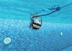 Dolphin X60 Poolroboter – Automatische Poolreinigung für Becken bis 12 m