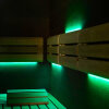 Collaxx Sauna Farblichtleisten-Set 2 x LL49 & Fernbedienung F4