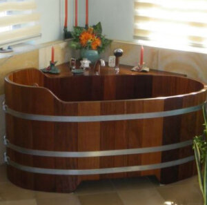 Holzbadewanne Kambala 164 cm x 140 cm