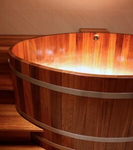 Sauna Tauchbecken Lignum 110 x 77 cm Kambalaholz Edelstahl