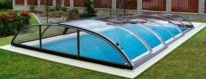 Alukov Schwimmbadüberdachung Azure Flat Compact Typ 4 - 3,75x7,62x0,80m Seiteneinstieg Links