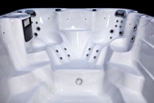 Swim Spa Levante 450 Deep