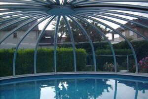 Vöroka Schwimmbad Überdachung RUNDHALLE 4 mm Klarglas