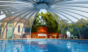 Vöroka Schwimmbad Überdachung RUNDHALLE 4 mm Klarglas