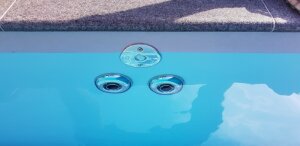 Beckenrandstein Naturstein Kiruna Gerade 600x300x30 mm