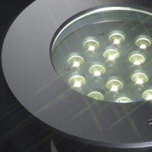 Wibre Schwimmbad-Scheinwerfer Standard Schutzart IP68 V4A-Edelstahl