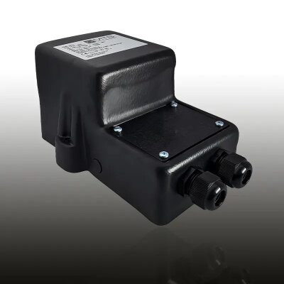 MTS Schwimmbad verstellbarer Sicherheistransformator 150VA 11V / 12V / 13V AC geeignet für PAR56 LED 2-Draht Leuchtmittel