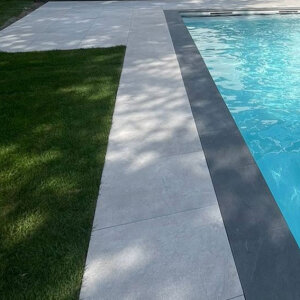 Keramik Beckenrandstein Maranello gerader Stein 60x29,5x2 cm