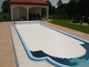 Schwimmbad Rollladen 9,0 x 4,5 m Oberflur Classic Line Standard