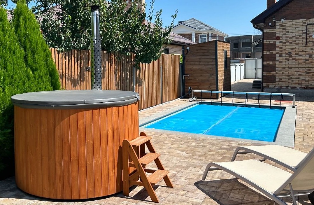 Elite 200 – Ansicht am Pool